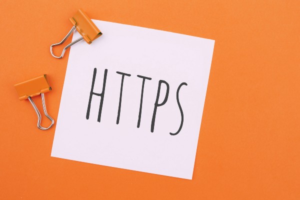 Seguridad y HTTPS: Pilares del Éxito del Posicionamiento Web