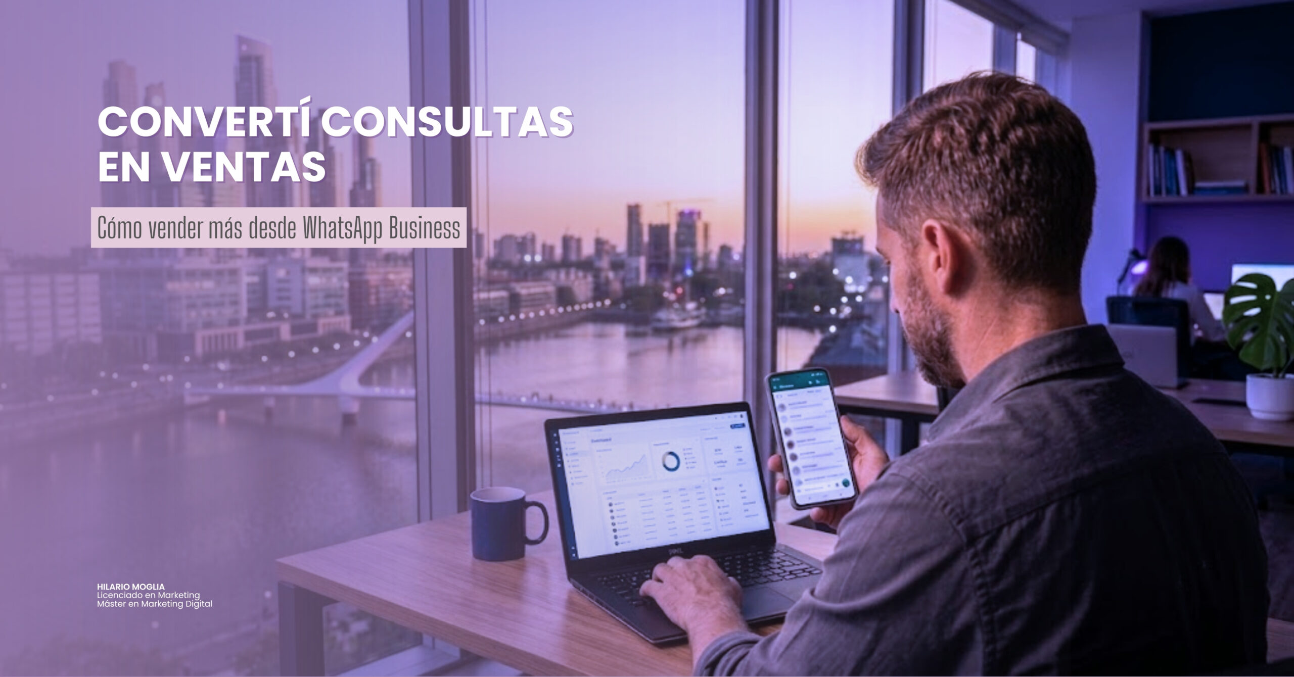 Empresario utilizando WhatsApp Business para responder consultas y convertir clientes potenciales en ventas mediante una estrategia comercial digital.